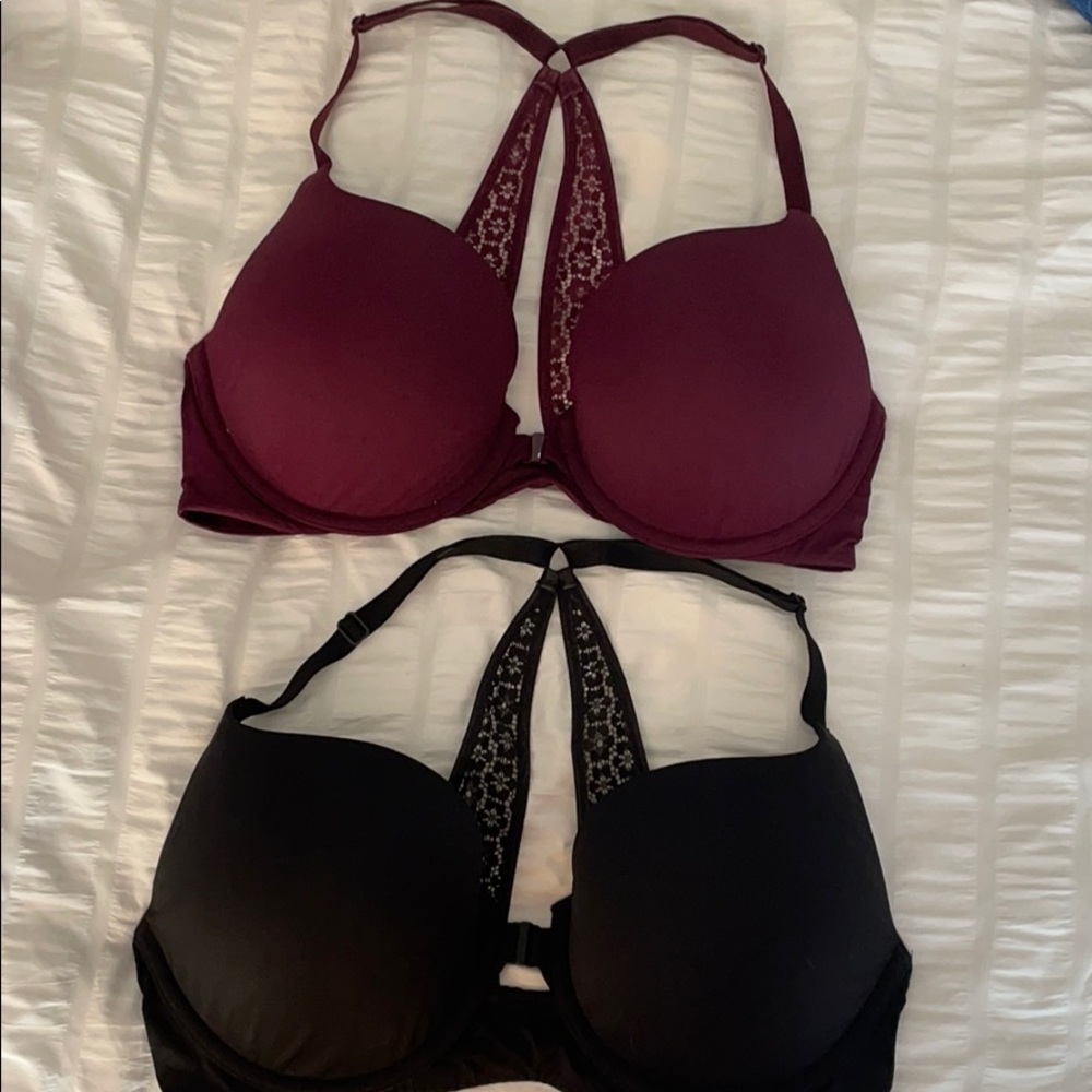 VICTORIAS SECRET Front Closure Push Up Bra x2
